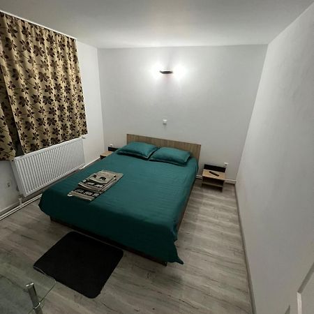Garsoniera Casa Dragoeni, Targu Jiu Leilighet Eksteriør bilde