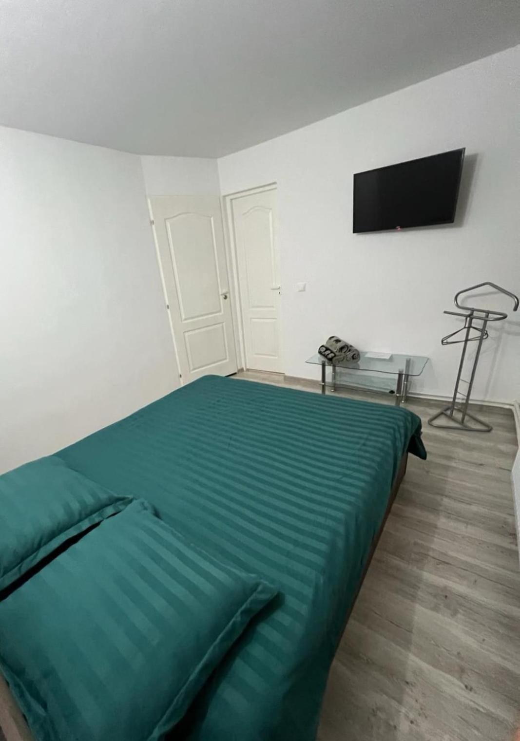 Garsoniera Casa Dragoeni, Targu Jiu Leilighet Eksteriør bilde